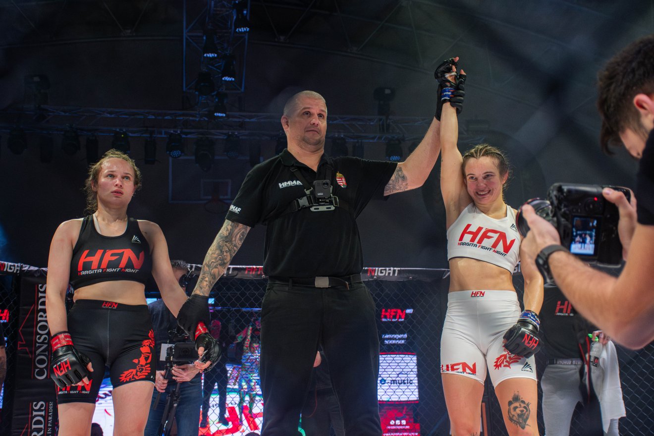 &bullet;  Fotó: László Ildikó