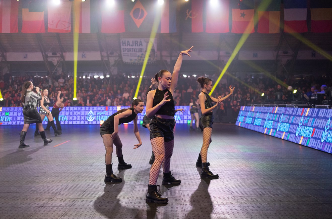 •  Fotó: Olti Angyalka