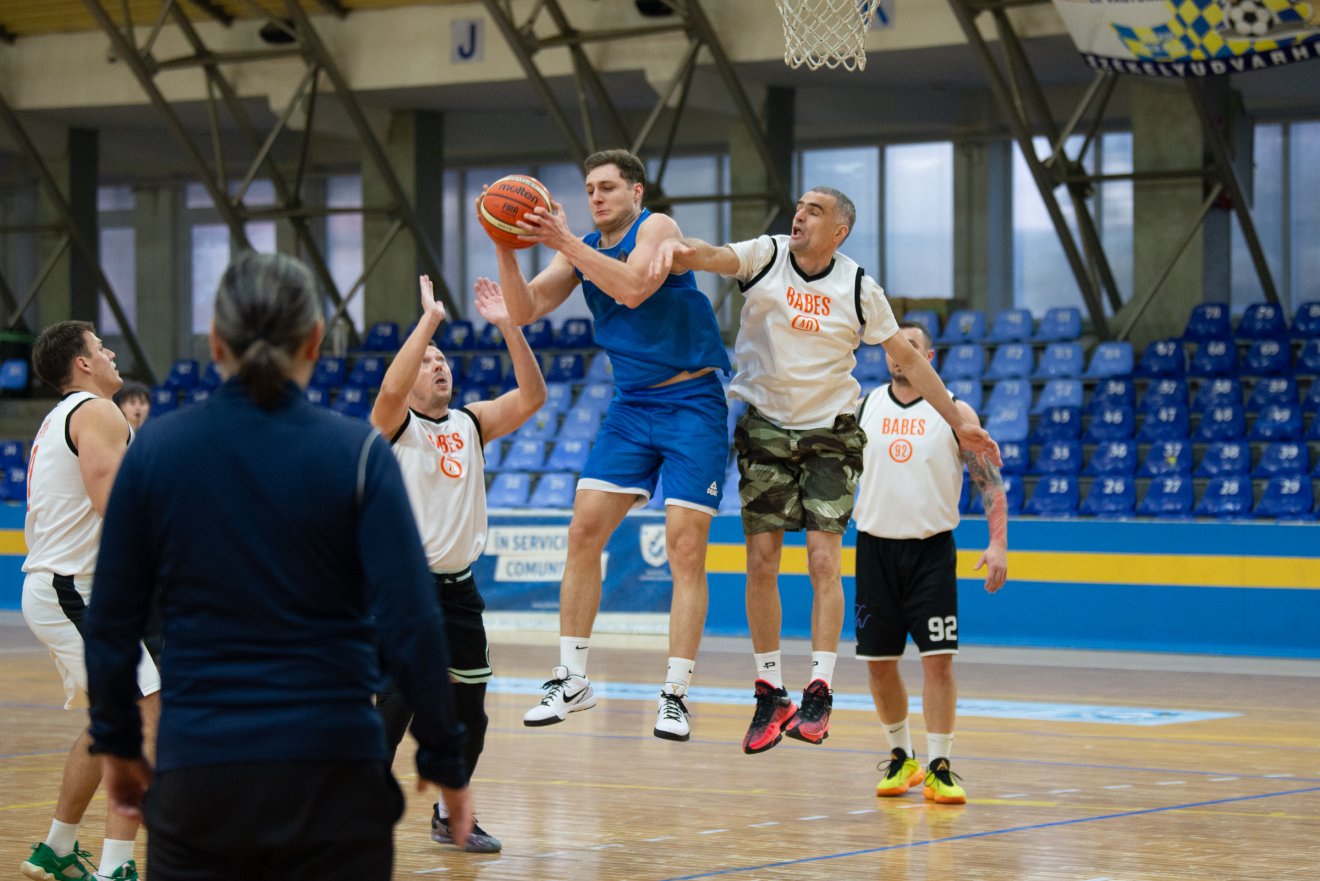 &bullet;  Fotó: Olti Angyalka