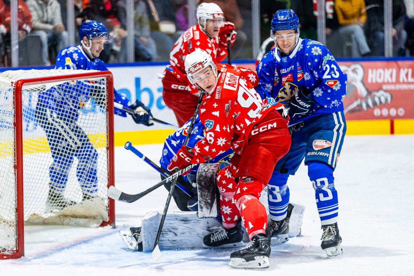 &bullet;  Fotó: Szász Adorján