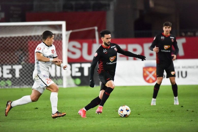 Nem igazolhatnak az élvonalbeli klubok, egyikük az FK Csíkszereda közvetlen vetélytársa