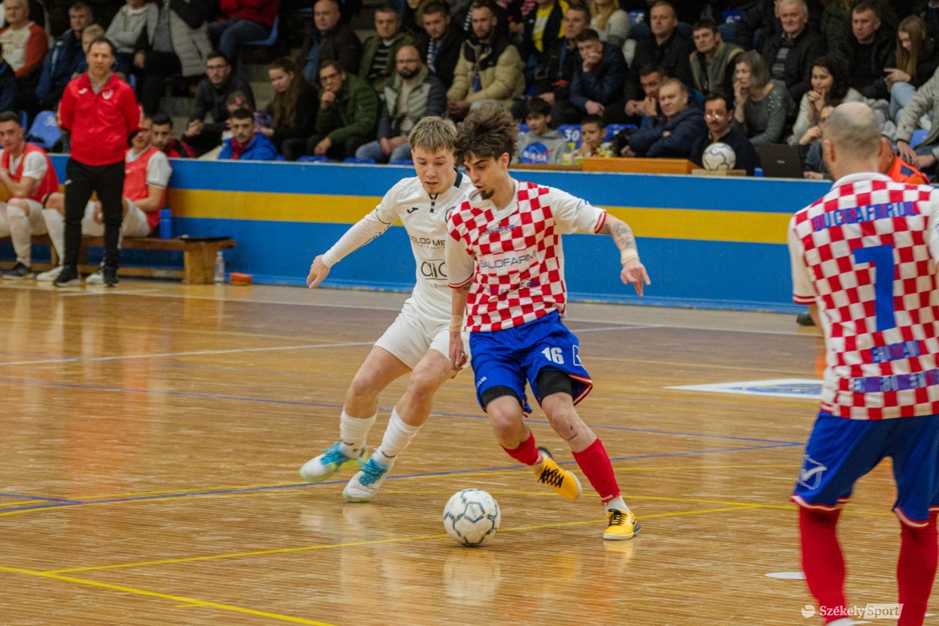 •  Fotó: László Ildikó