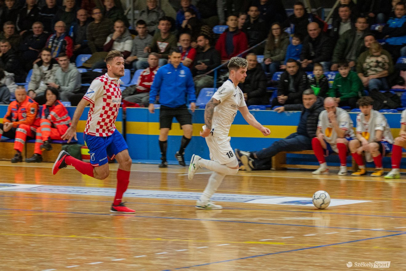 •  Fotó: László Ildikó