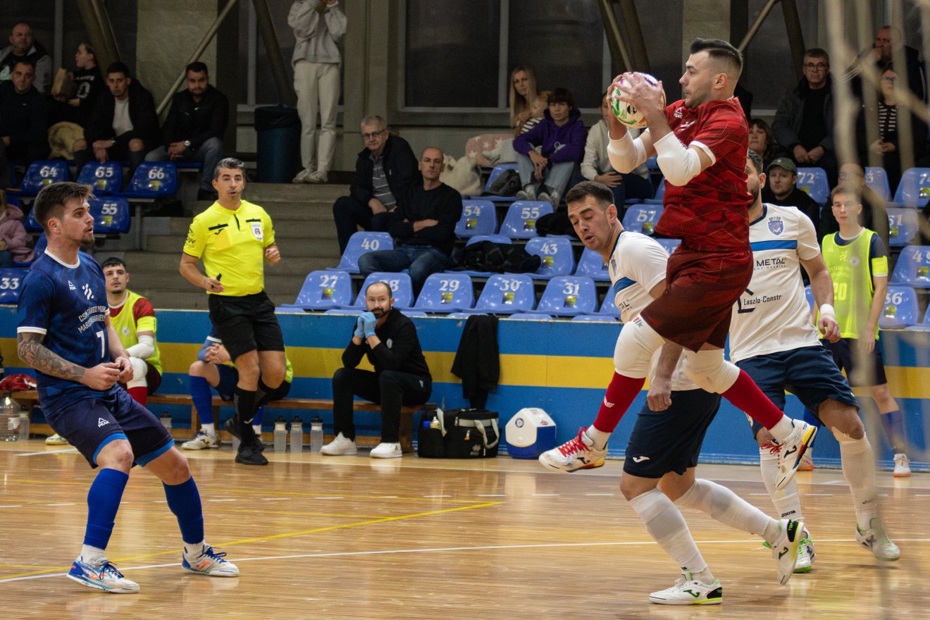 •  Fotó: László Ildikó