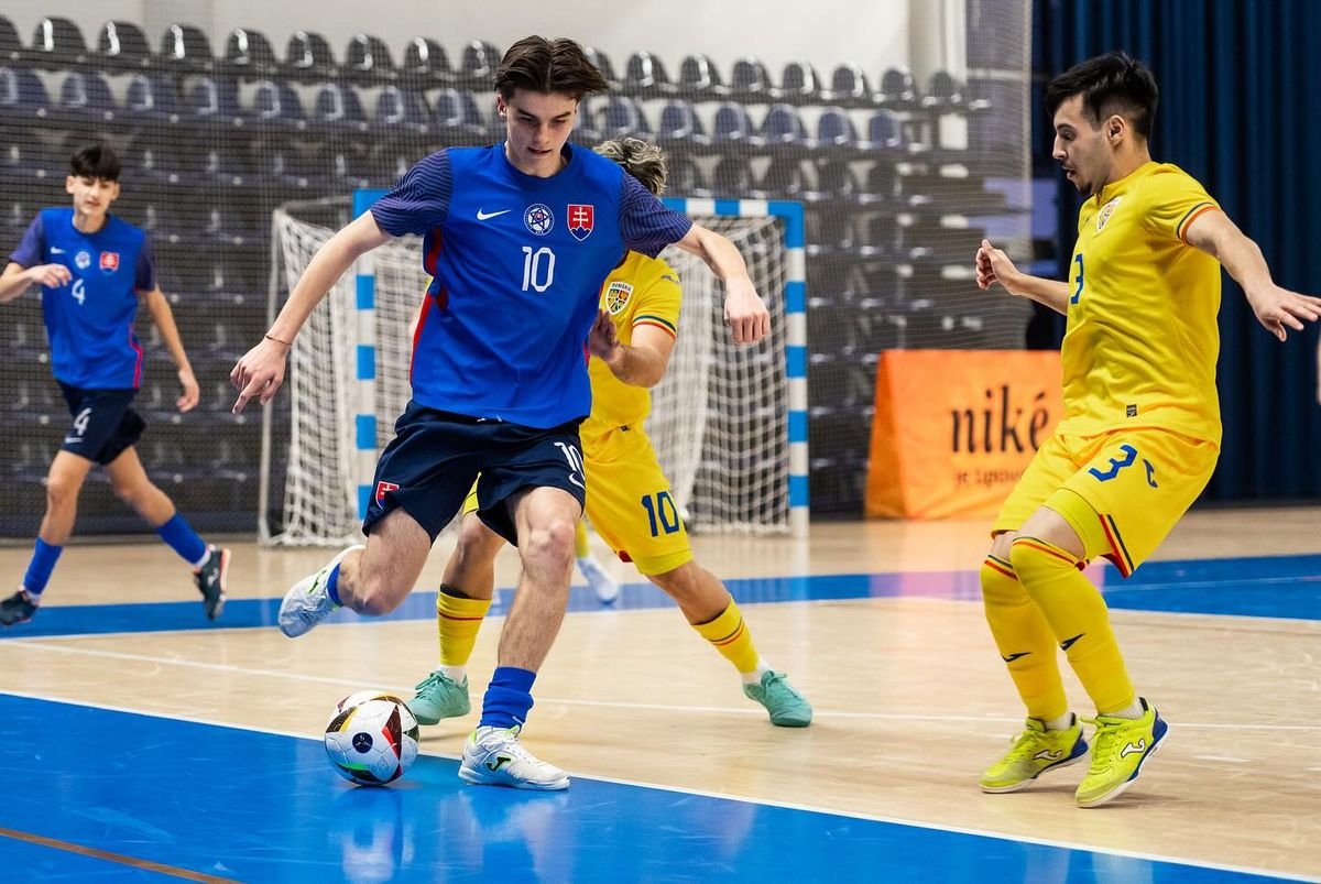 Egyetlen gól született az ifi teremlabdarúgók Eb-selejtezőjén •  Fotó: Facebook/futsalslovakiask
