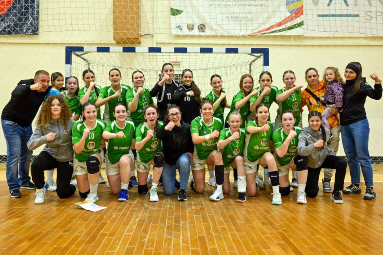 A Székelyudvarhelyi ISK bronzérmes csapata •  Fotó: Facebook/Székelyudvarhelyi ISK
