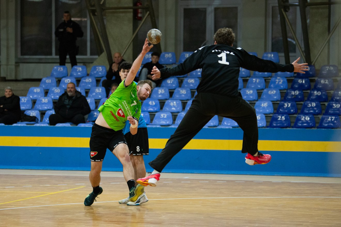 •  Fotó: Olti Angyalka