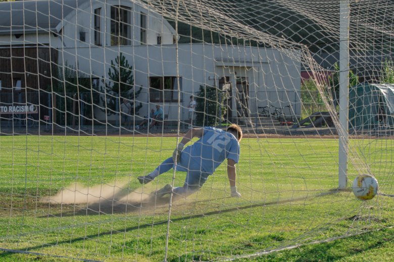Simó bombagólokat lőtt, a végjátékban a szerencse is az SZFC mellé állt