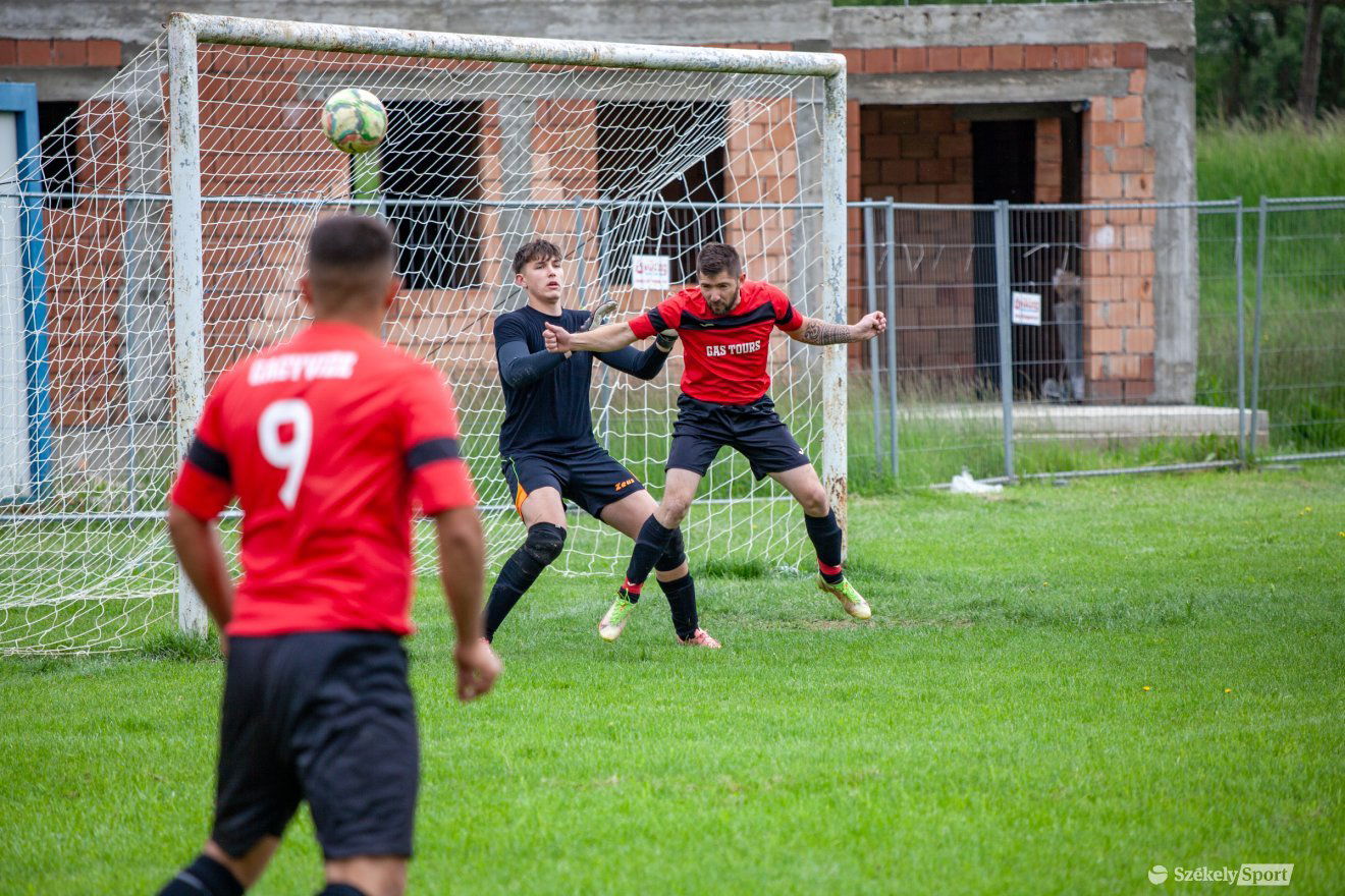 •  Fotó: Csató Andrea