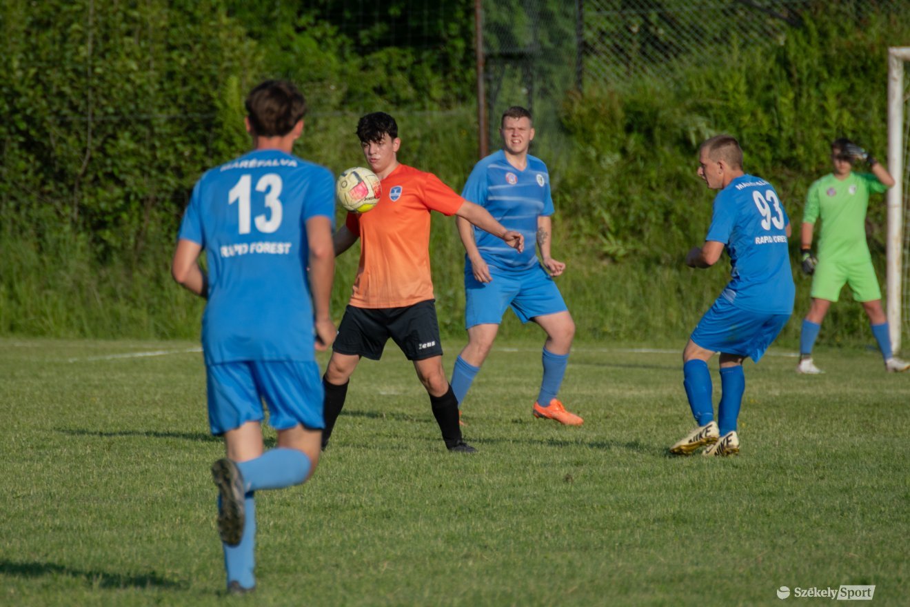 •  Fotó: László Ildikó