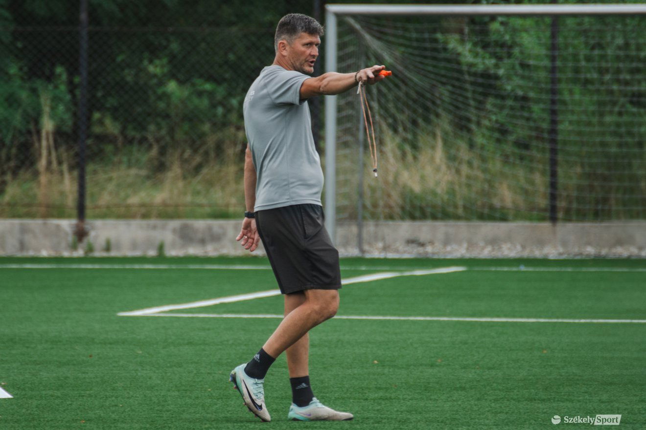 Demény Norbert: nincs mit mellébeszélni, bárhogyan játszunk ebben az időszakban, meg kell szereznünk a győzelmet •  Fotó: László Ildikó