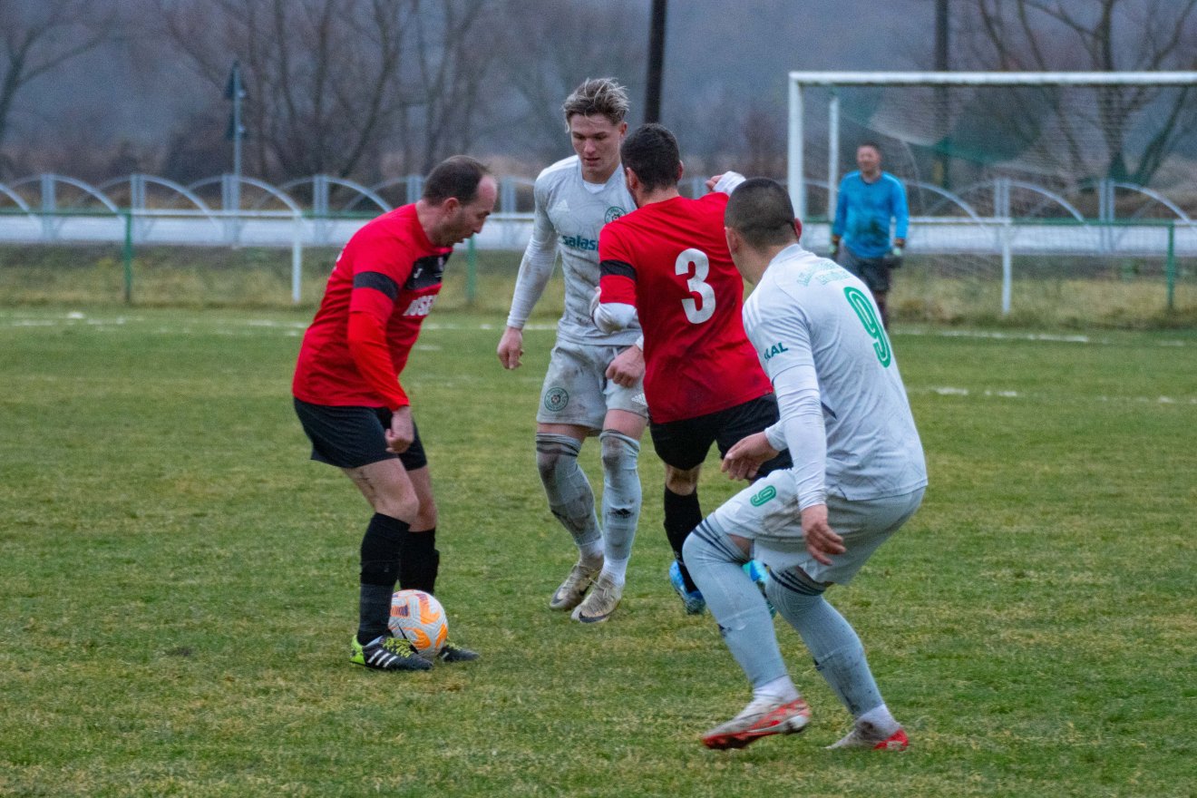 Jelenet az Agyagfalva–Roseal találkozóról •  Fotó: László Ildikó