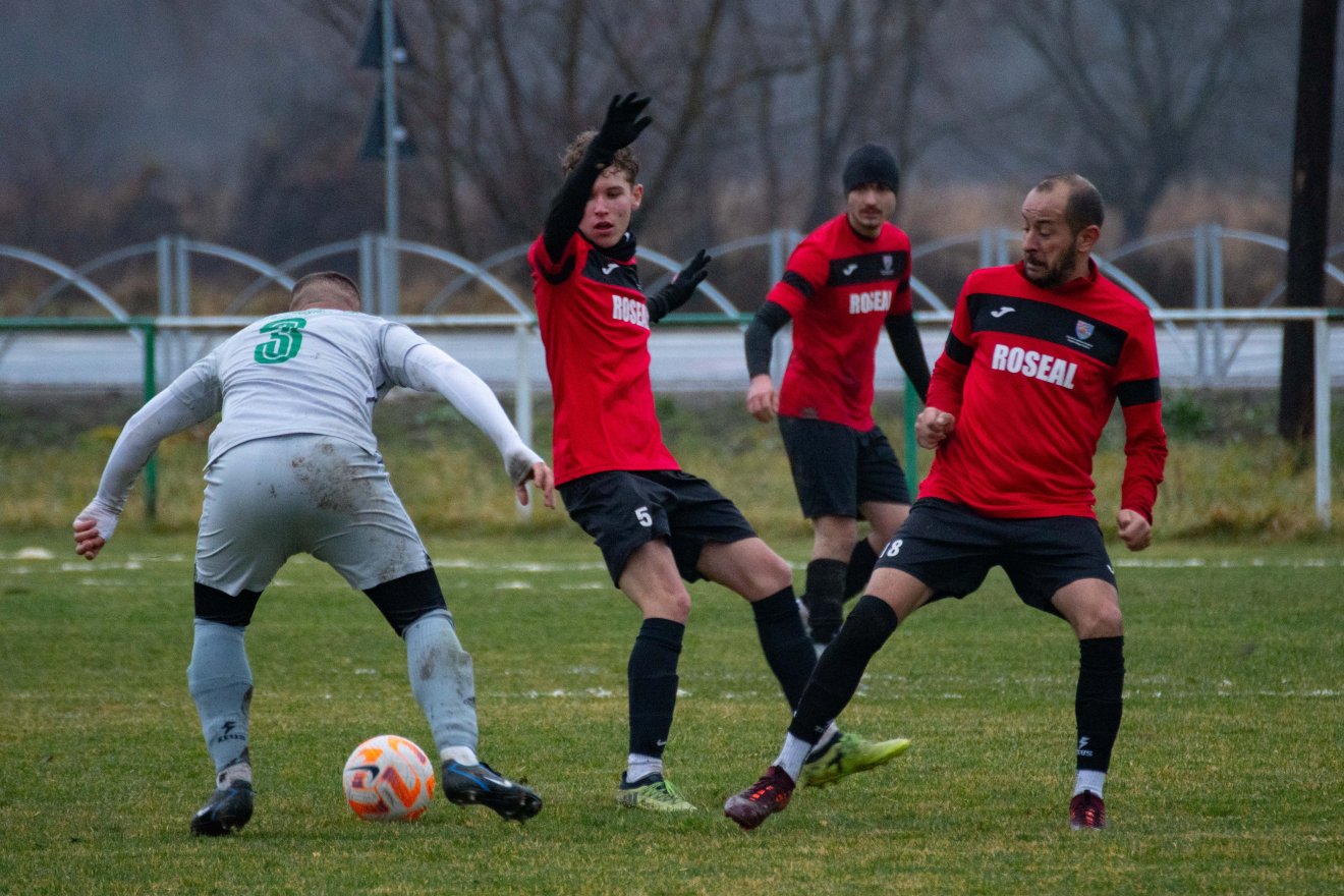 Jelenet az Agyagfalva–Roseal találkozóról •  Fotó: László Ildikó