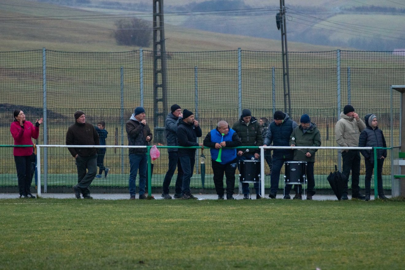 Jelenet az Agyagfalva–Roseal találkozóról •  Fotó: László Ildikó