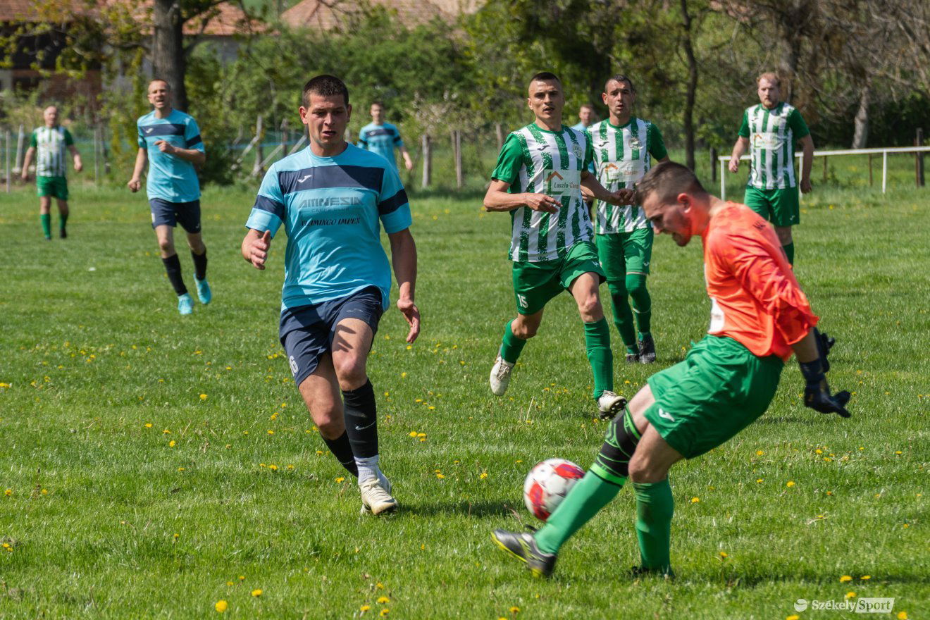 •  Fotó: László Ildikó