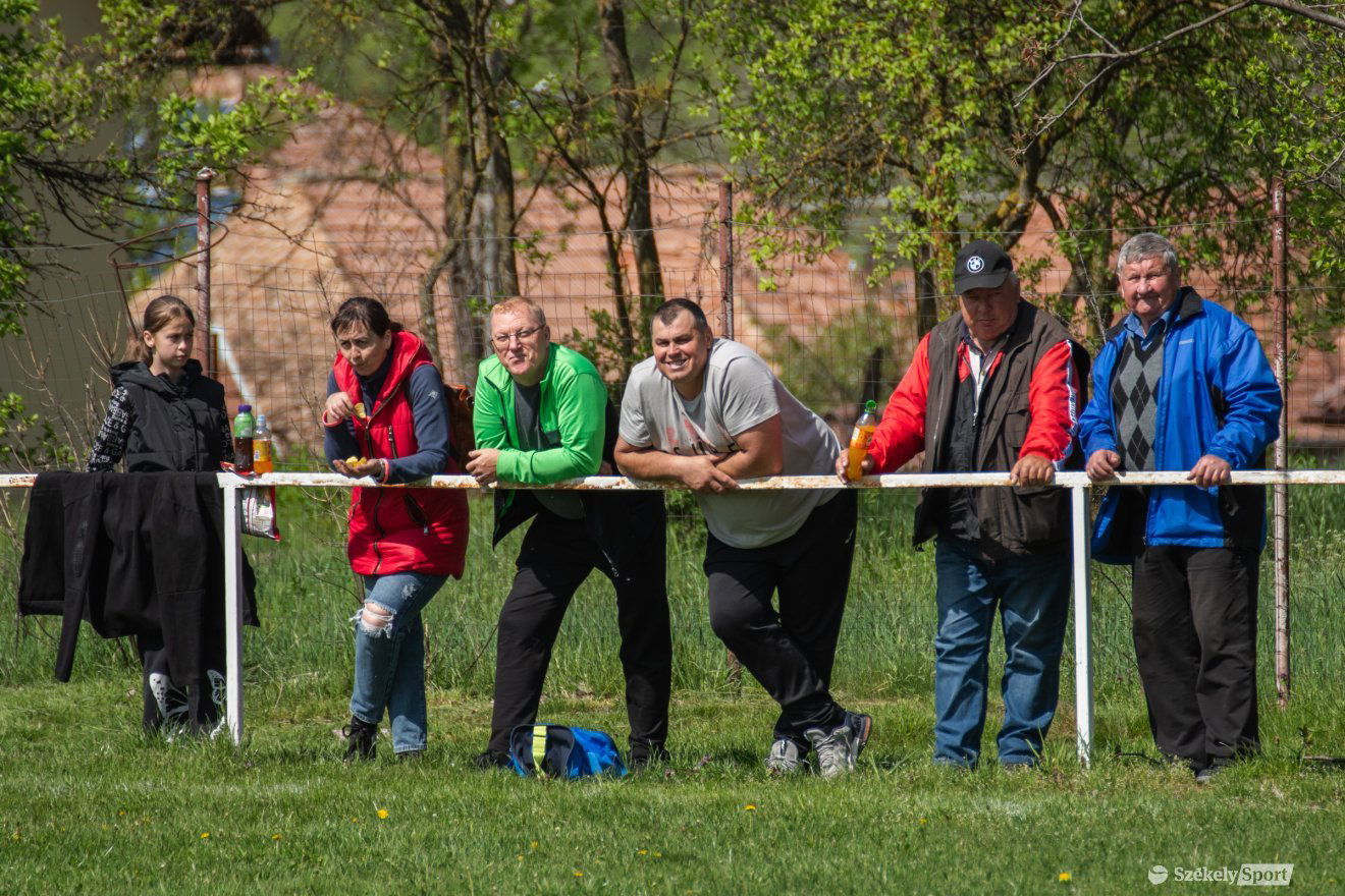 •  Fotó: László Ildikó