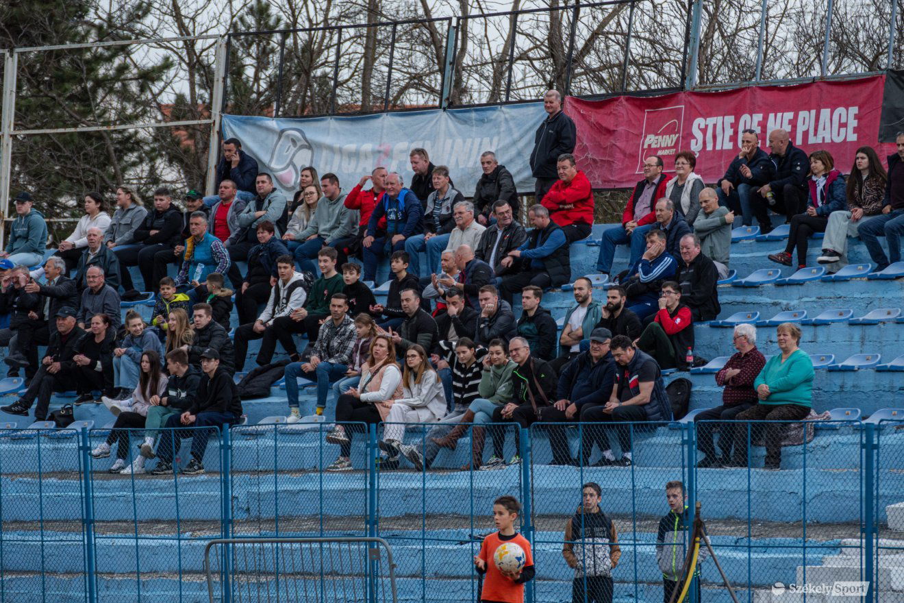 •  Fotó: László Ildikó