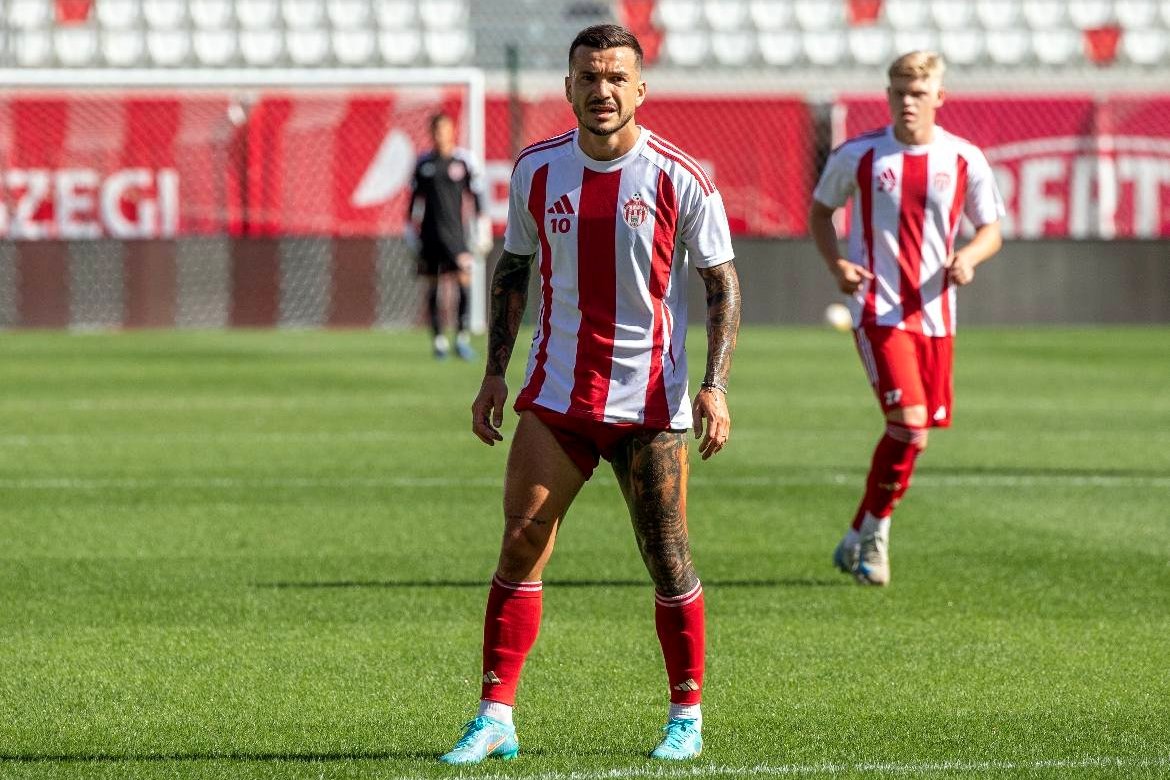 Cosmin Matei maradt a háromszéki klubnál, csapatkapitányként számolnak vele •  Fotó: Facebook/Sepsi OSK