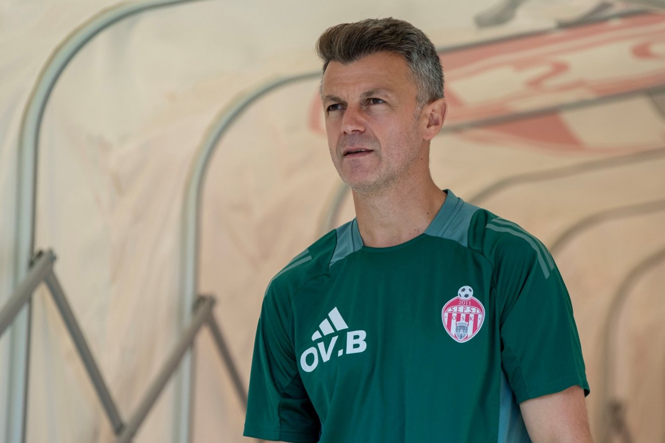 Pro licences edző lett Ovidiu Burcă