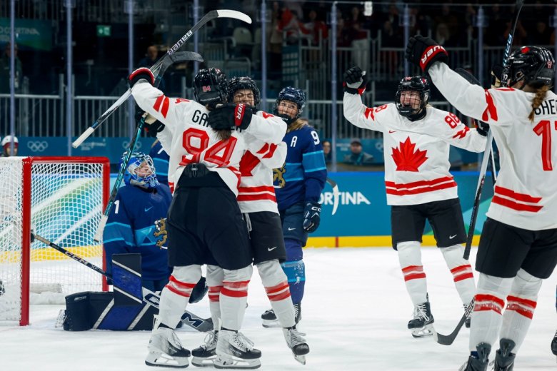 Bepótolták az elmaradt meccset, jöhetnek a negyeddöntők az olimpia női hokitornáján