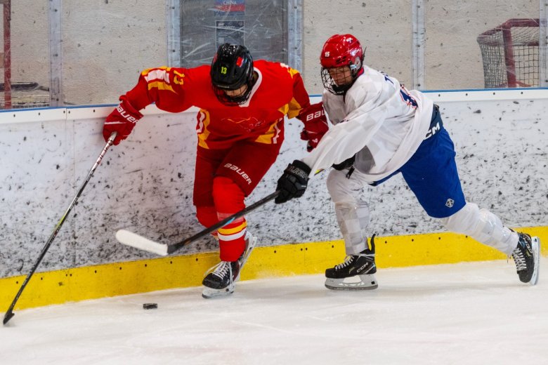 A kínaiak és a britek is hárommal nyertek a kézdivásárhelyi hokivébén