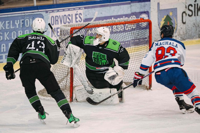 Hosszabbítások döntöttek Bukarestben, lezárult a román jégkorongbajnokság