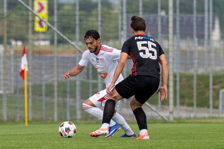 Erősített a Sepsi OSK és az FK Csíkszereda is, mégsem ők a legaktívabbak az átigazolási piacon