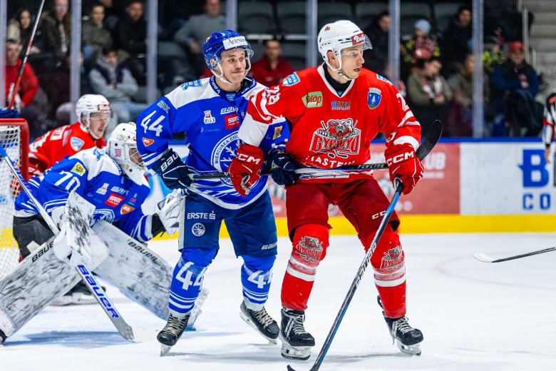 Óriási küzdelem, az aranygól döntött a GYHK–Sportklub székely hokipárharcban