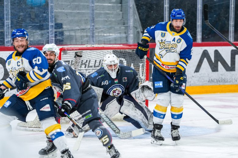 Elégedettek a Corona sikere után, mindkét fél hisz a továbbjutásban – videóval