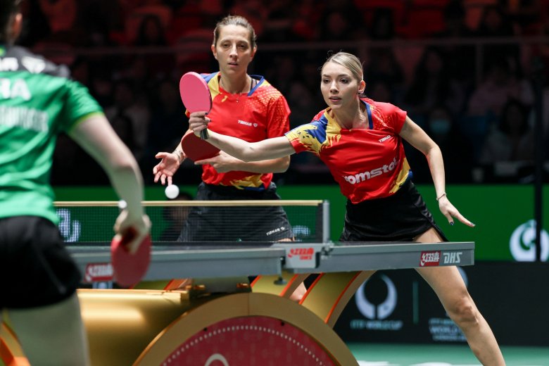 A favoritok között a román női asztalitenisz-válogatott a világbajnokságon