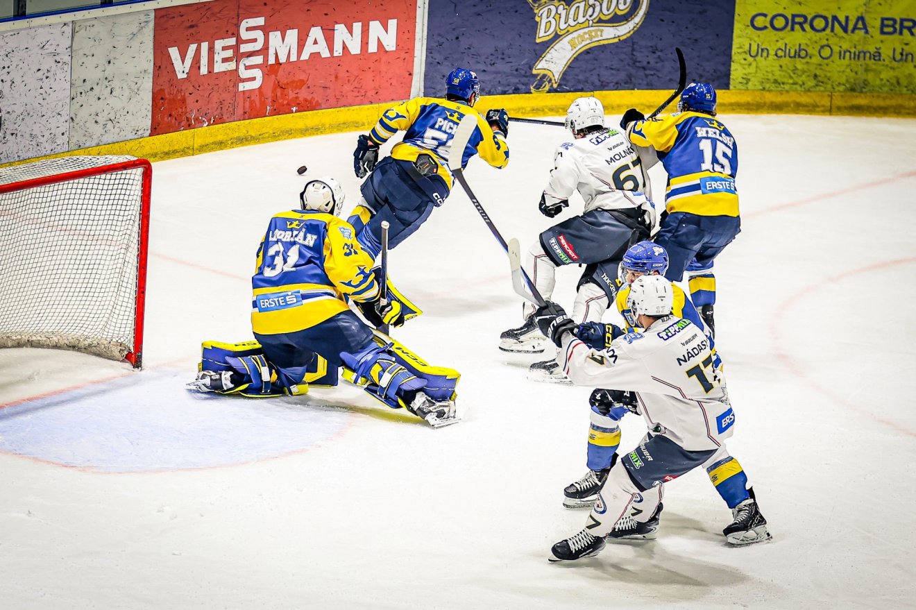 &bullet;  Fotó: Brassói Corona/Cătălina Zorojanu