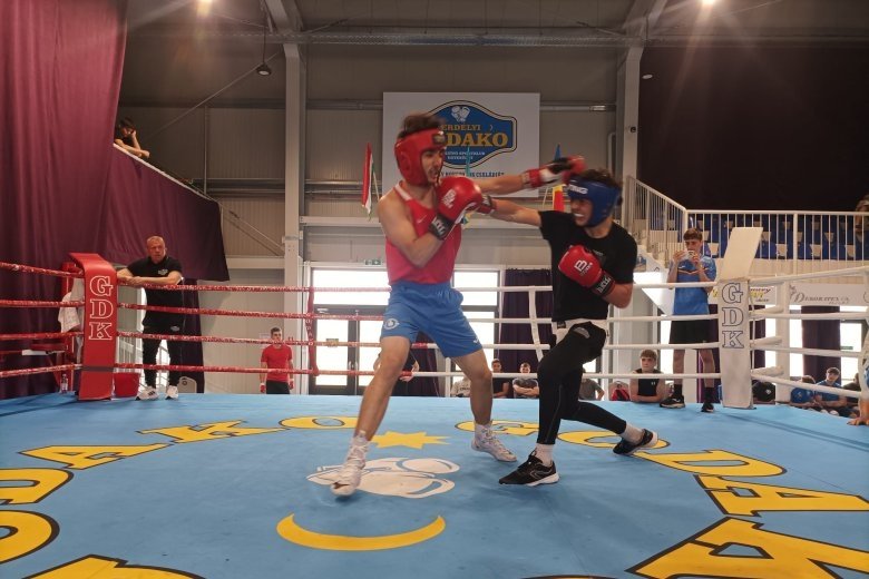 &bullet;  Fotó: Erdélyi Godako Ökölvívó Sportklub