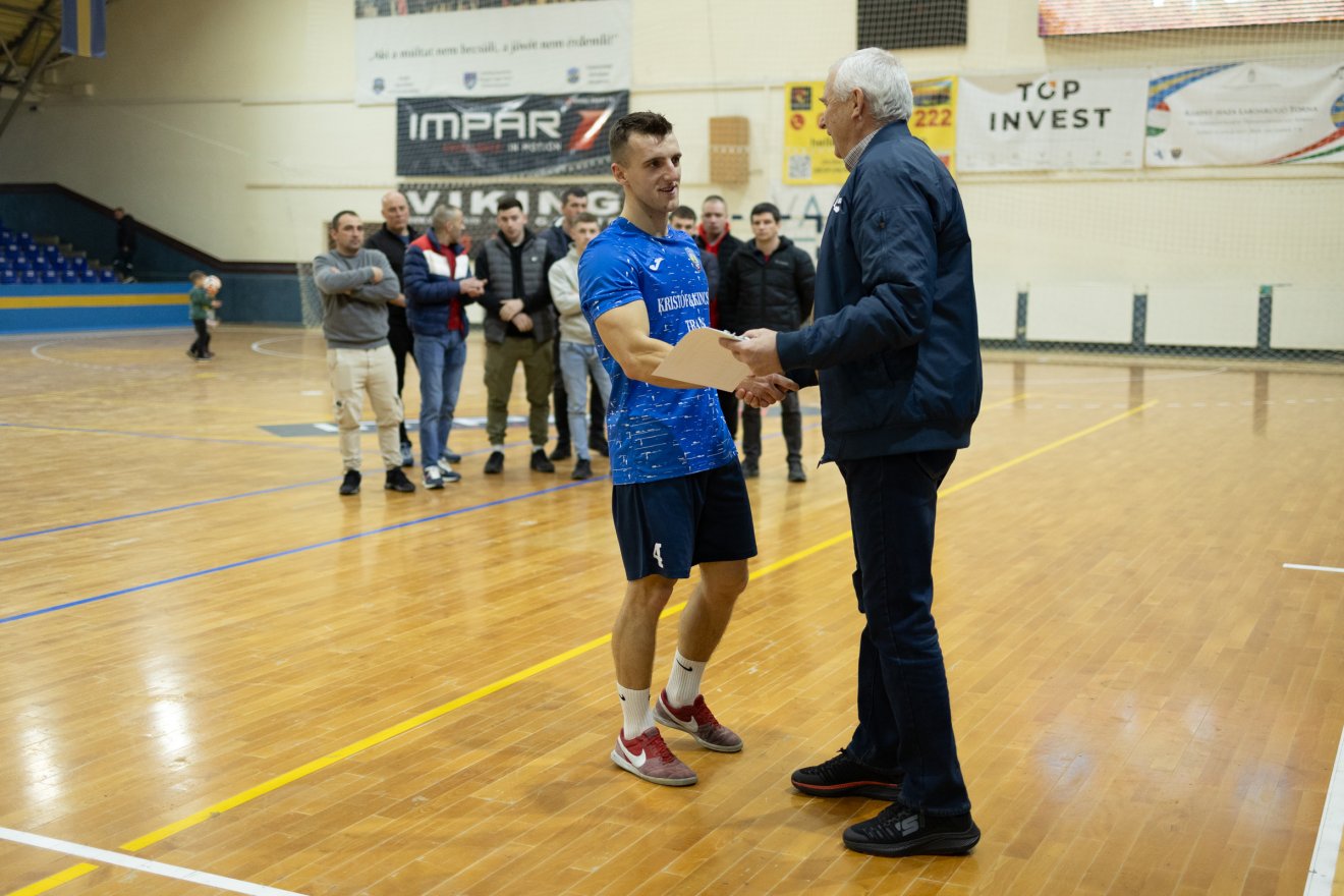 &bullet;  Fotó: Olti Angyalka