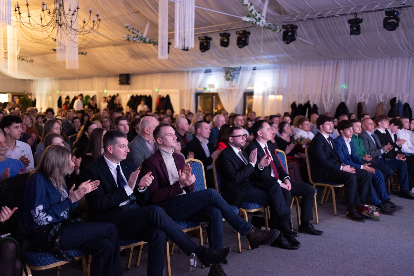 &bullet;  Fotó: Olti Angyalka