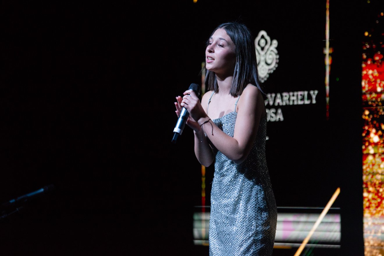 &bullet;  Fotó: Olti Angyalka