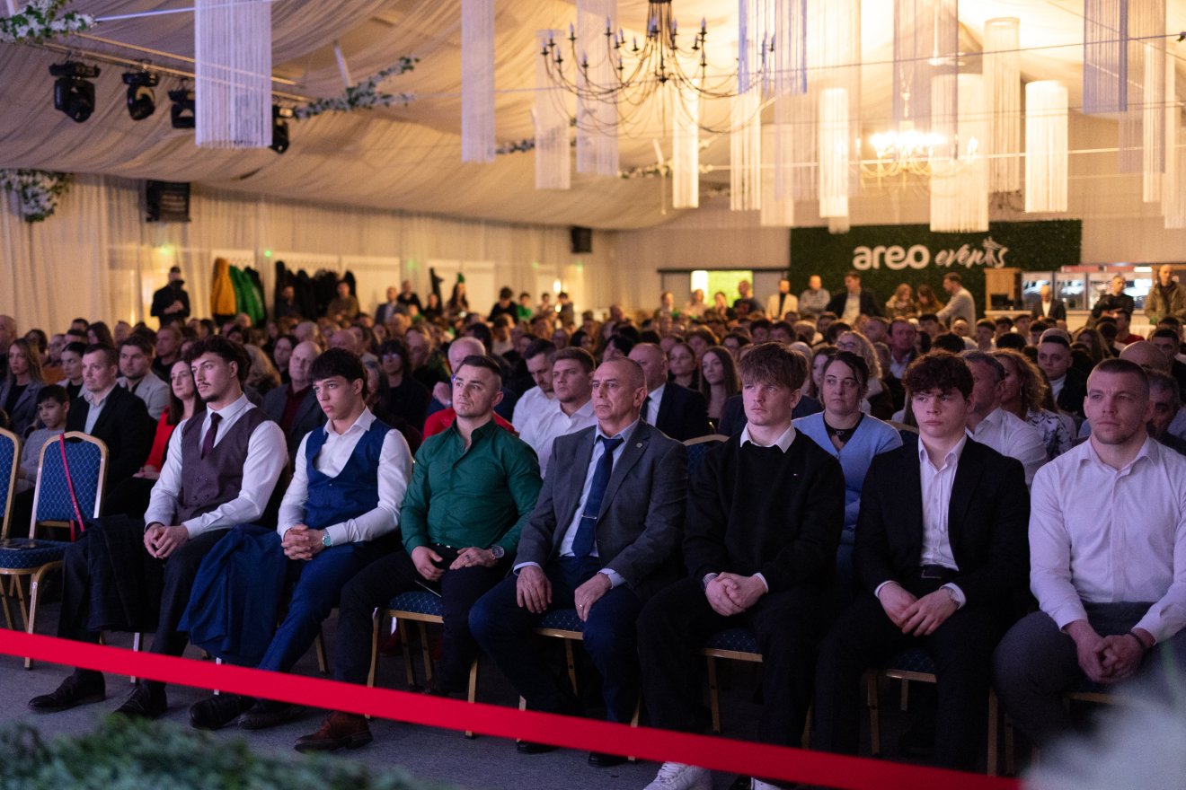 &bullet;  Fotó: Olti Angyalka