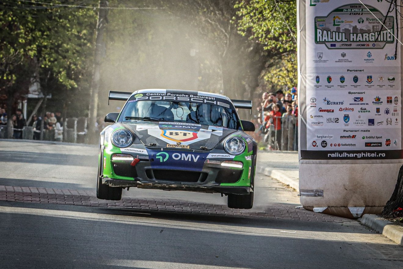 A romániai rekordbajnok Simone Tempestini öt szakaszon volt a leggyorsabb &bullet;  Fotó: Rallyphoto Hunters