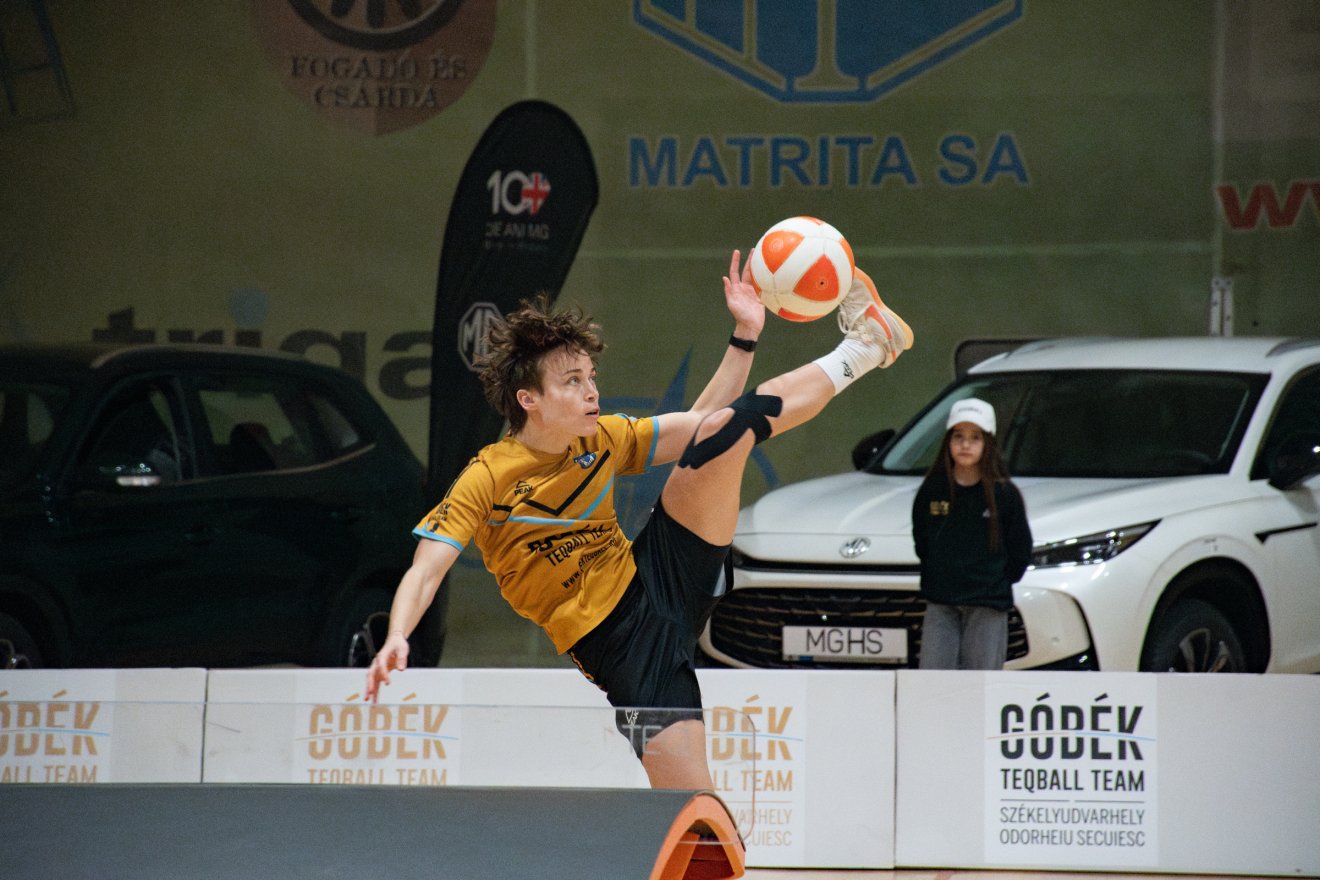 &bullet;  Fotó: László Ildikó