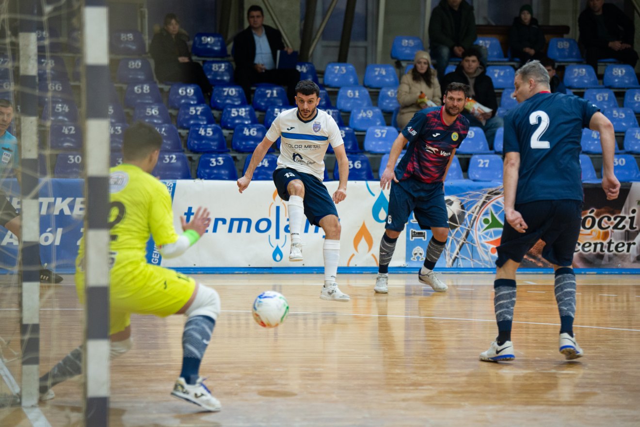 &bullet;  Fotó: Olti Angyalka