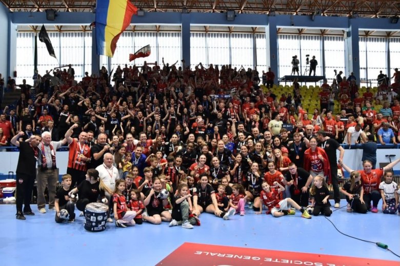 Kerekes Éva is kivette részét a Besztercei Gloria történelmi kupasikeréből