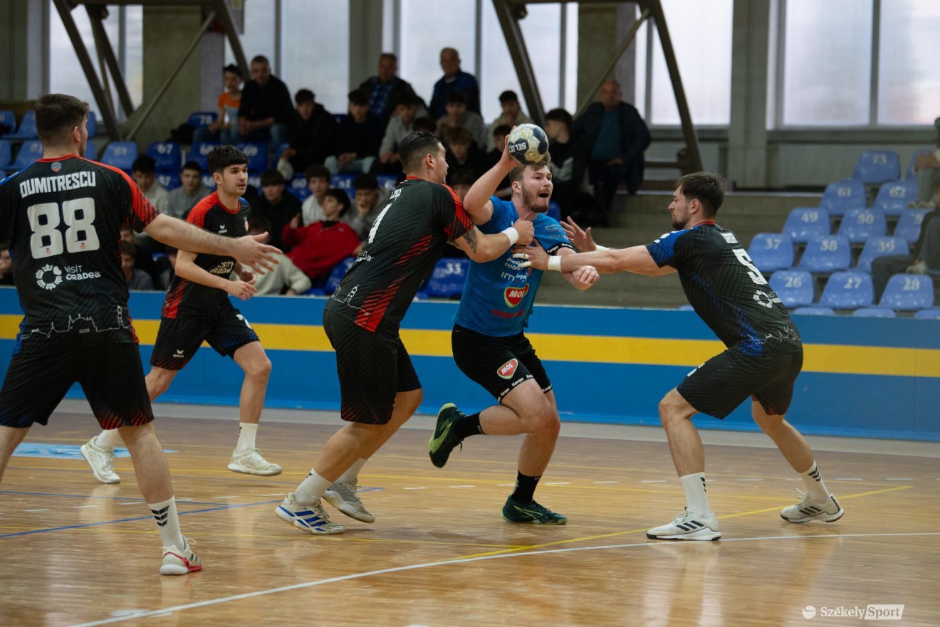 &bullet;  Fotó: Olti Angyalka