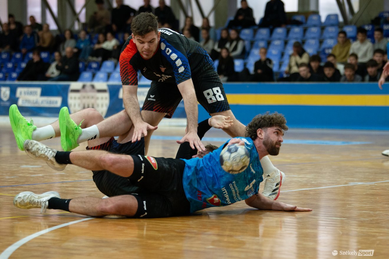 &bullet;  Fotó: Olti Angyalka