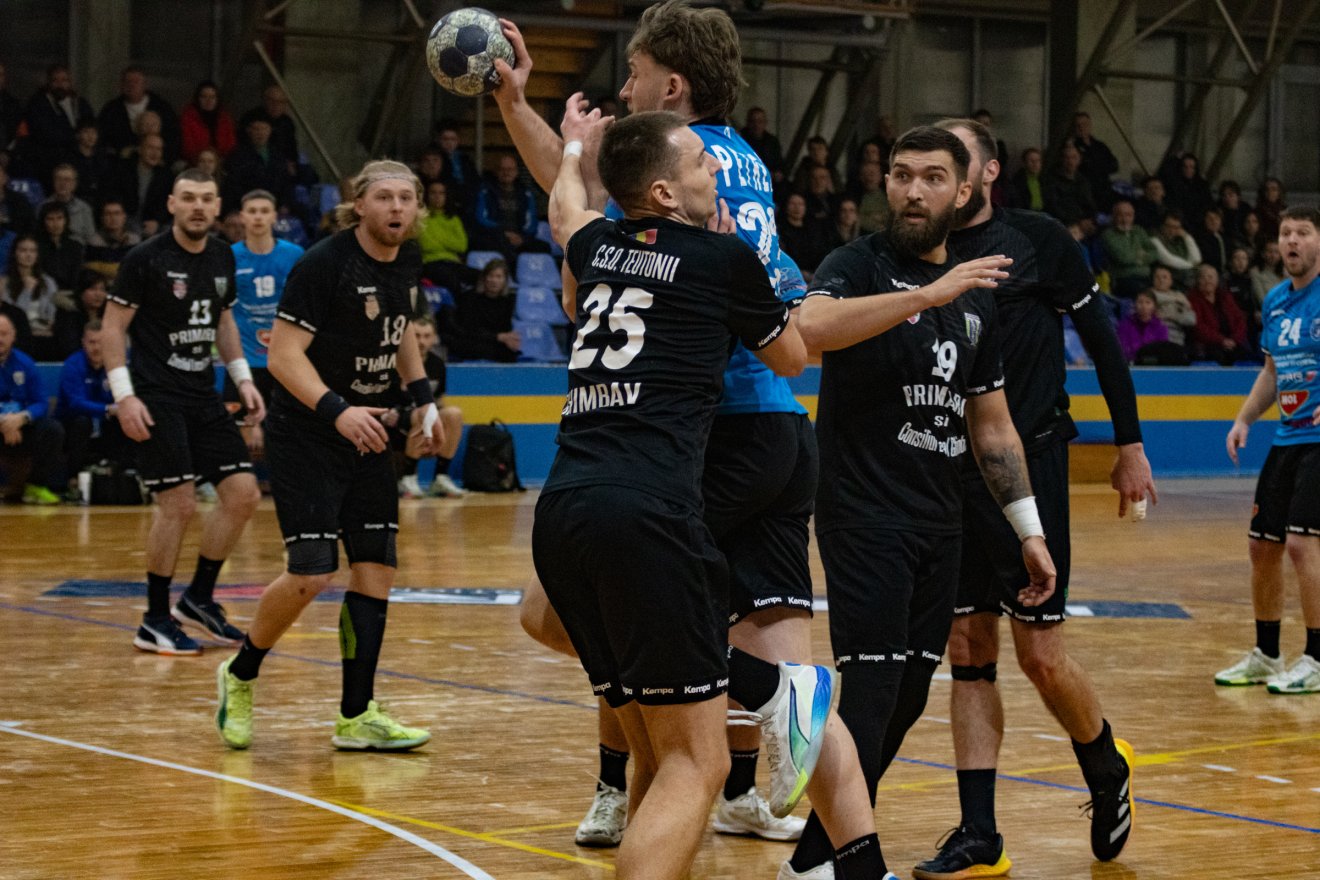 &bullet;  Fotó: László Ildikó