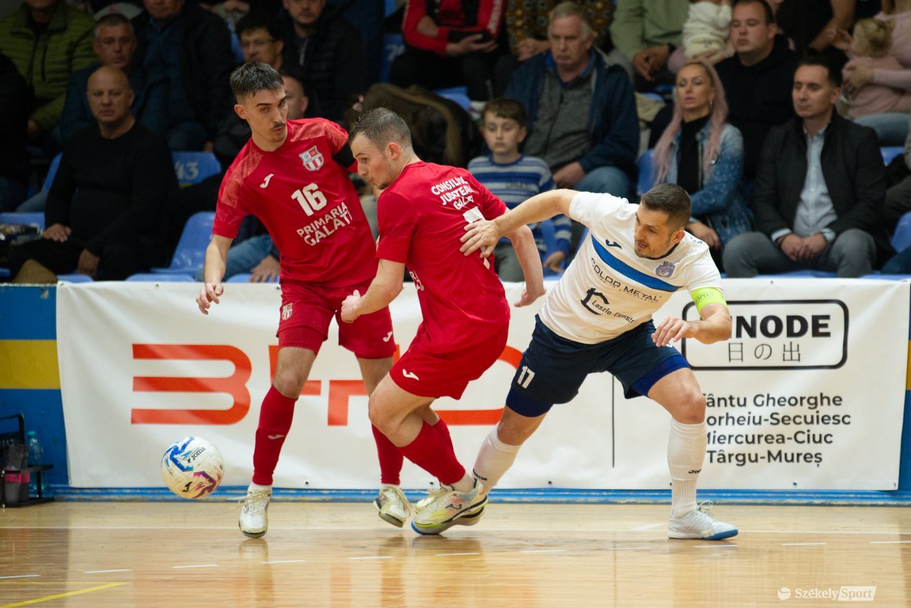 &bullet;  Fotó: Olti Angyalka