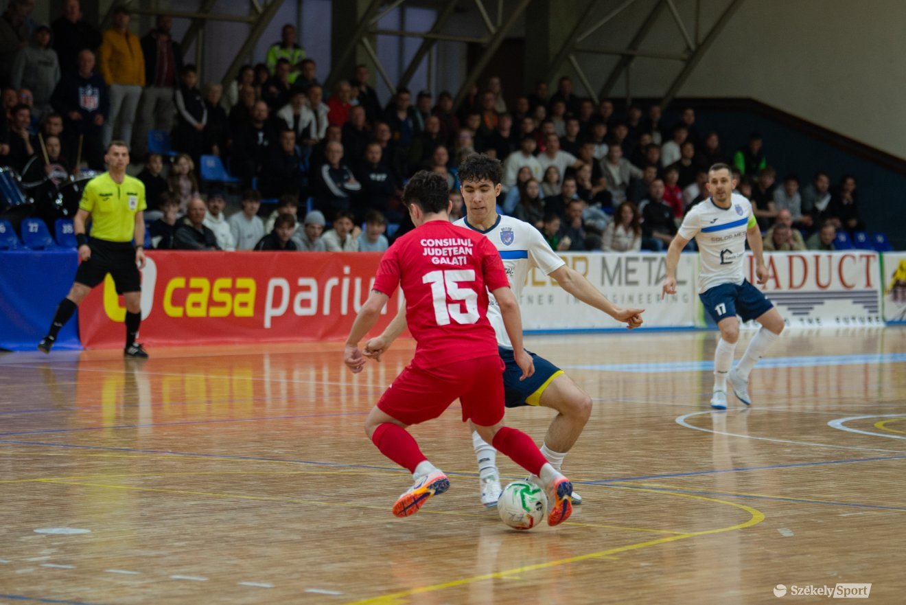 &bullet;  Fotó: Olti Angyalka