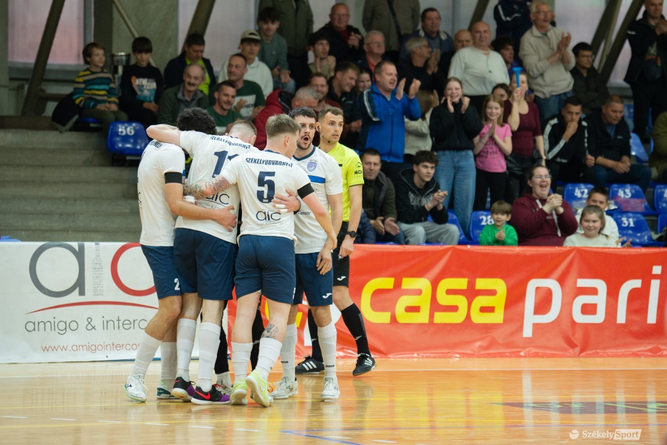 &bullet;  Fotó: Olti Angyalka