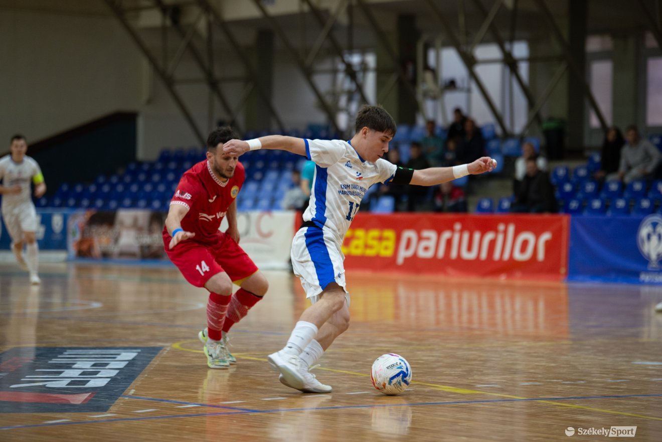 &bullet;  Fotó: Olti Angyalka