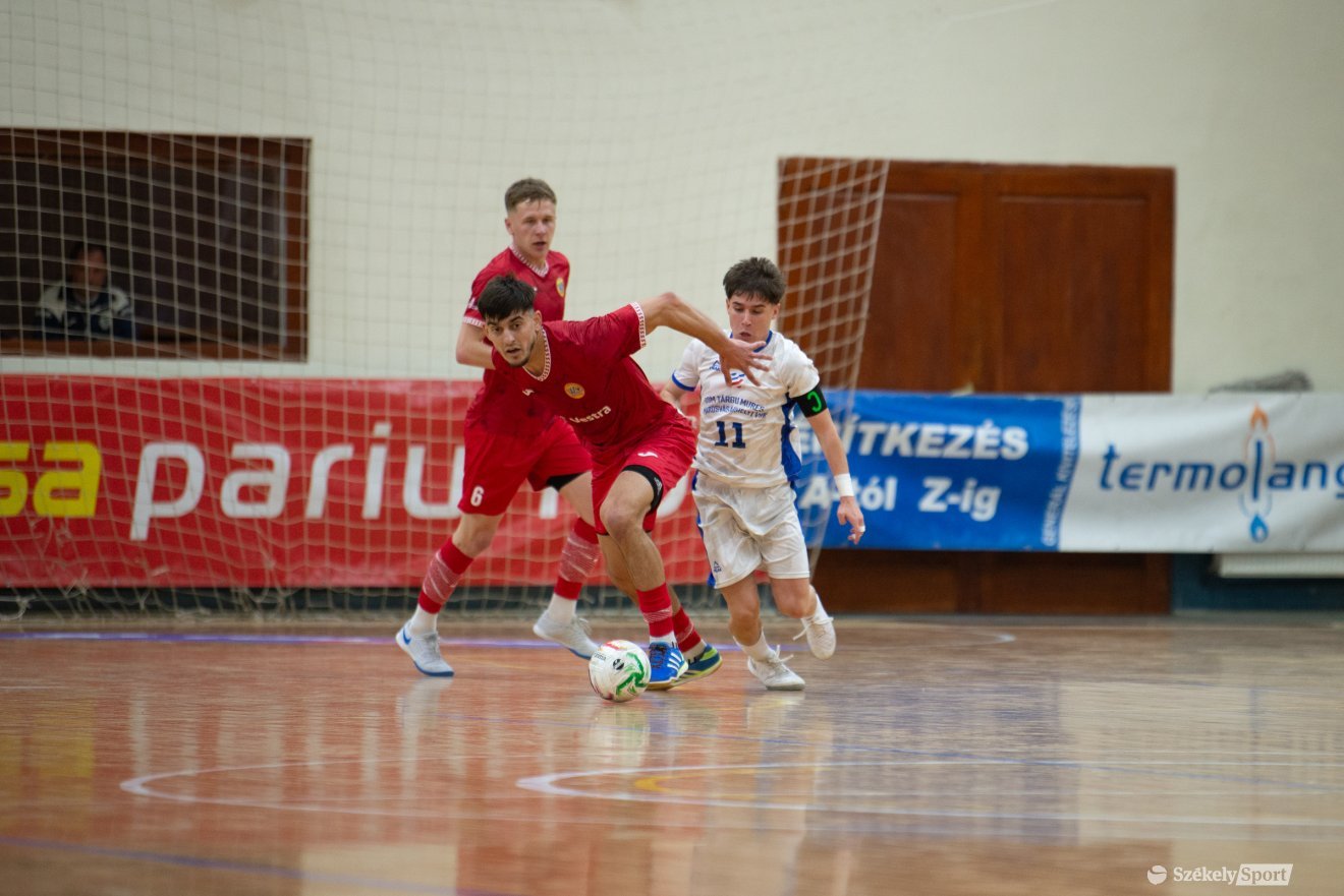 &bullet;  Fotó: Olti Angyalka