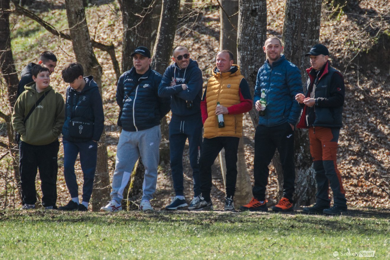 &bullet;  Fotó: László Ildikó