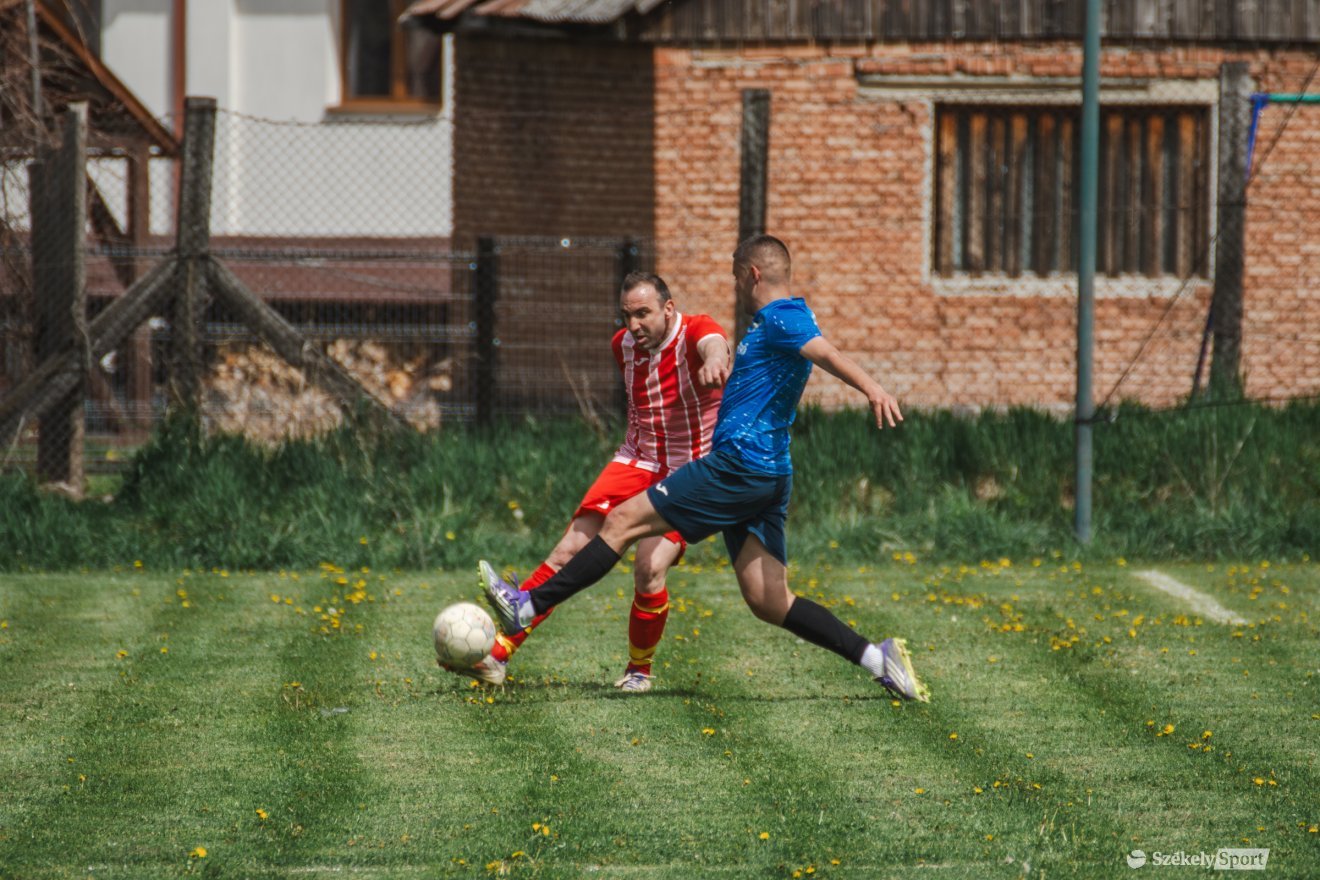 &bullet;  Fotó: László Ildikó